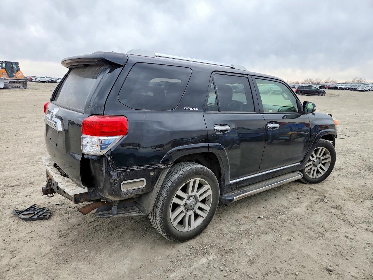 2013 Toyota 4Runner Limited - Image 3