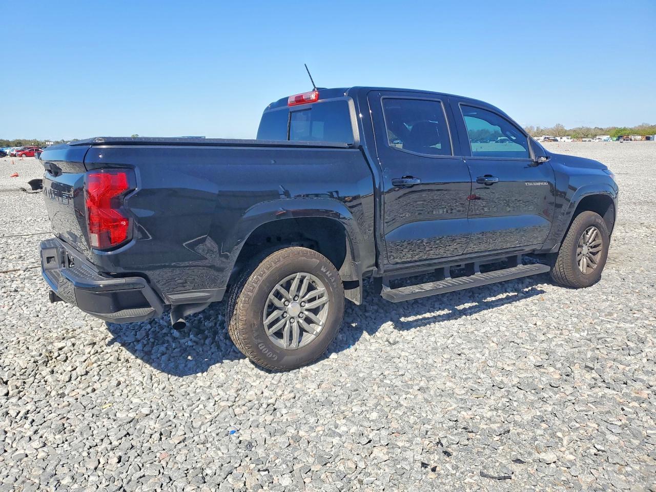 2024 Chevrolet Colorado Lt - Фото 3