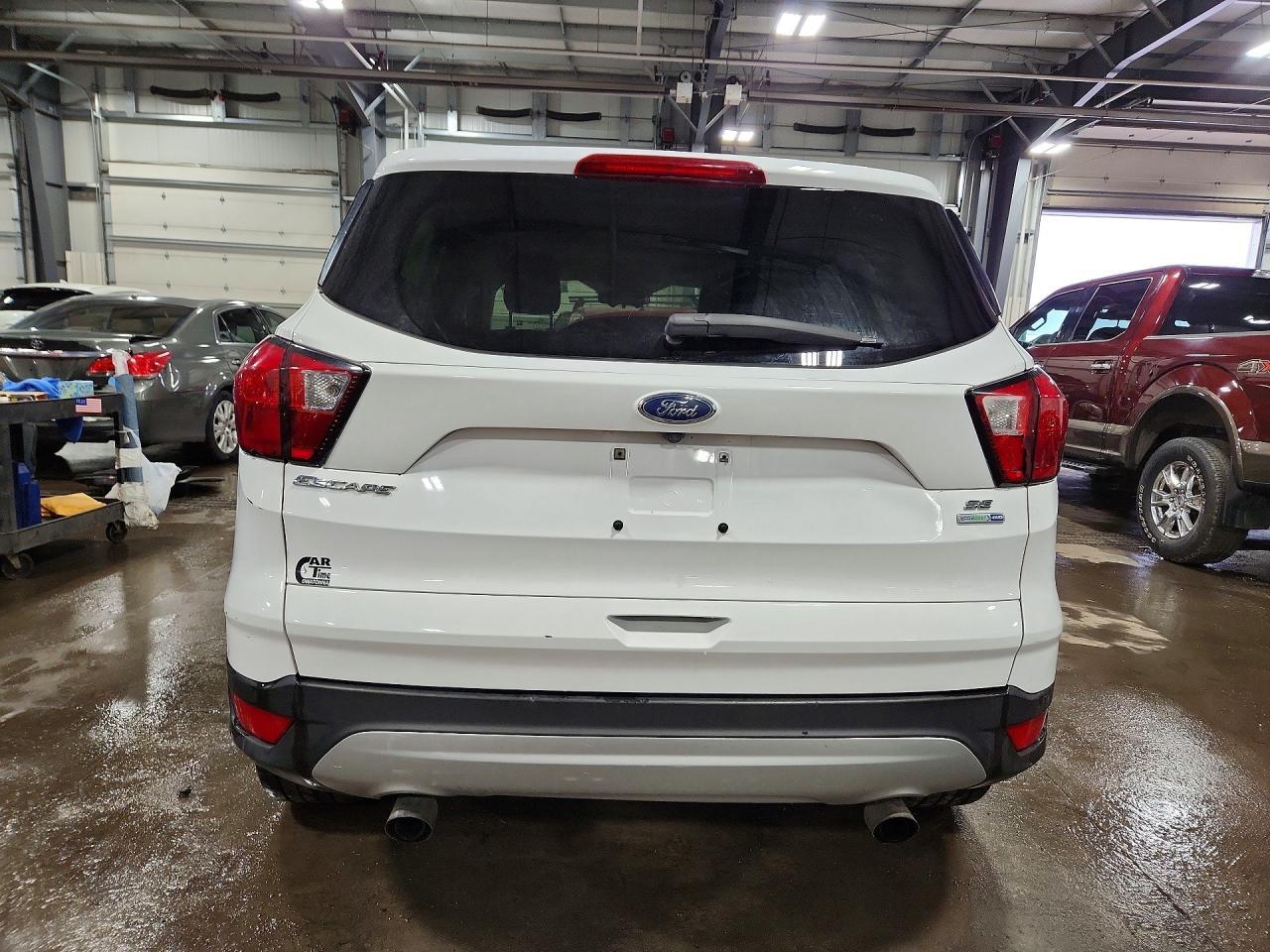 2019 Ford Escape Se - Фото 6