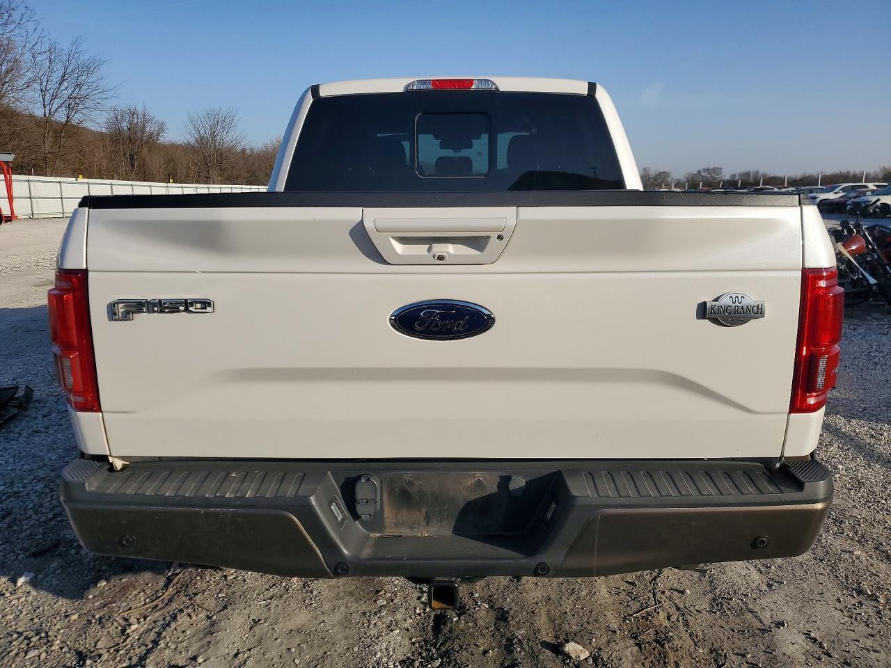 2015 Ford F150 Supercrew - Фото 6
