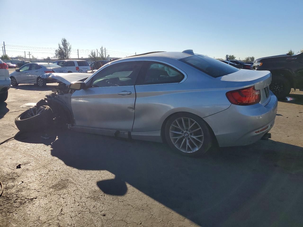 2016 BMW 228 I Sulev - Image 2