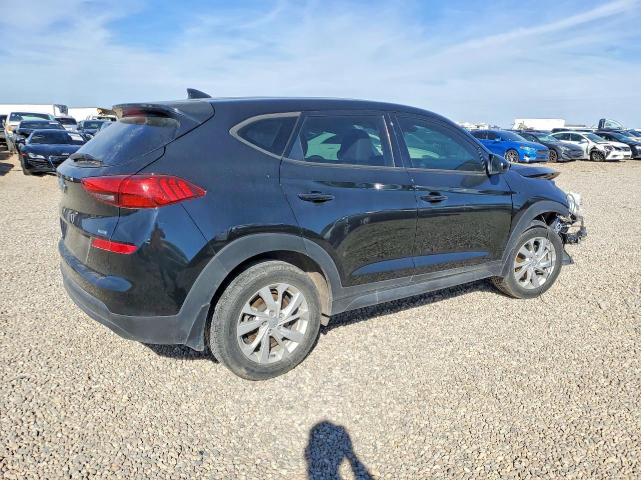 2021 Hyundai Tucson Se - Image 3