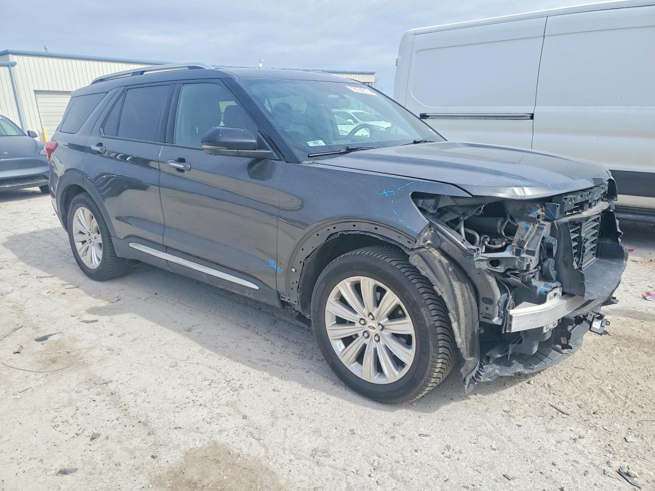 2020 Ford Explorer Limited - Фото 4