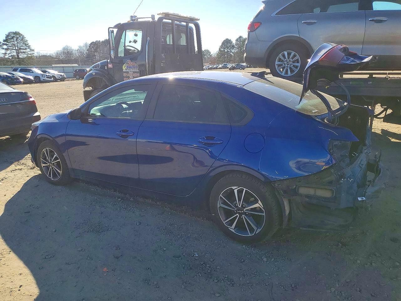 2022 Kia Forte Fe - Фото 2