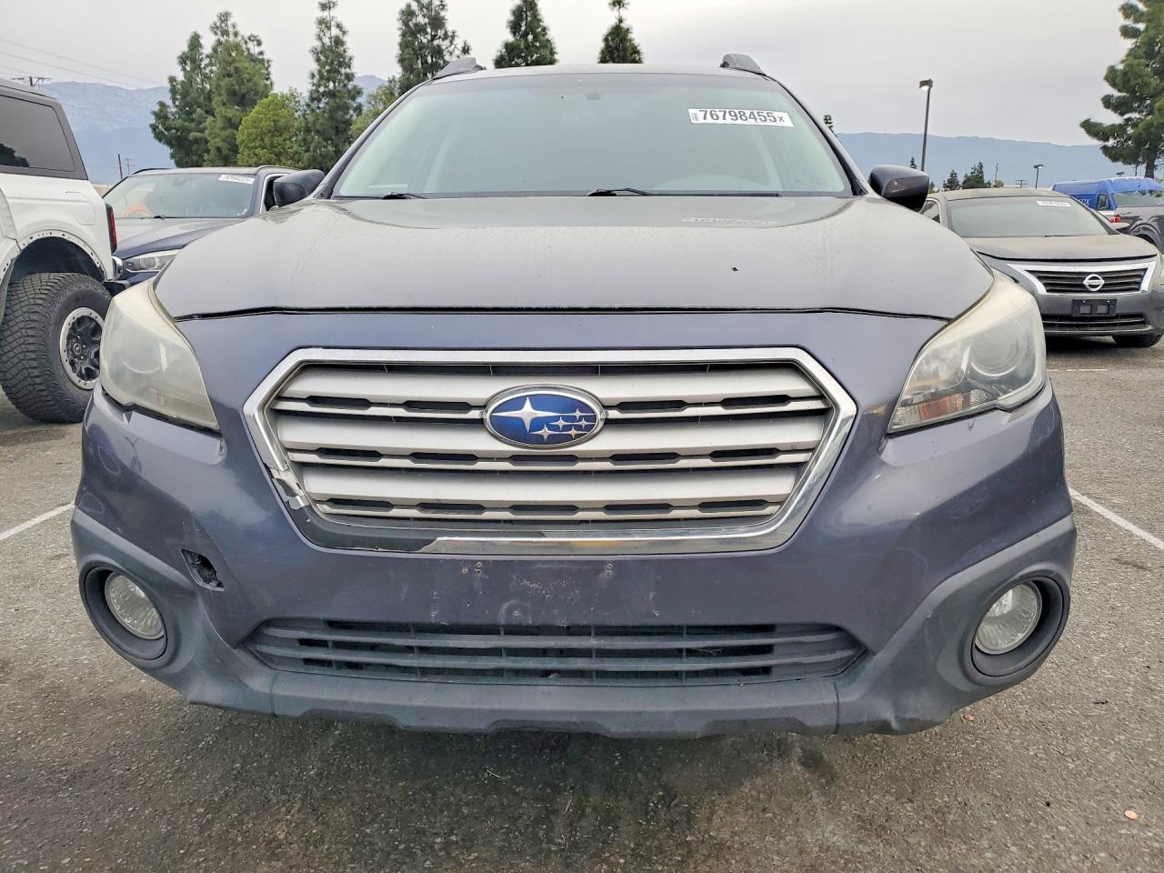 2017 Subaru Outback 2.5I Premium - Image 5