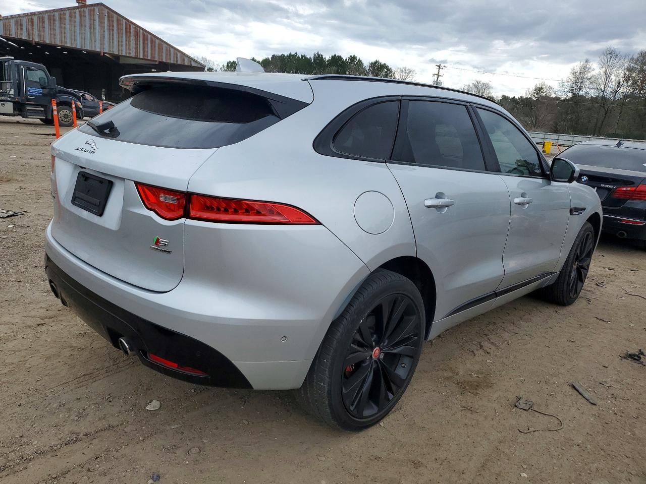2018 Jaguar F-Pace S - Фото 3