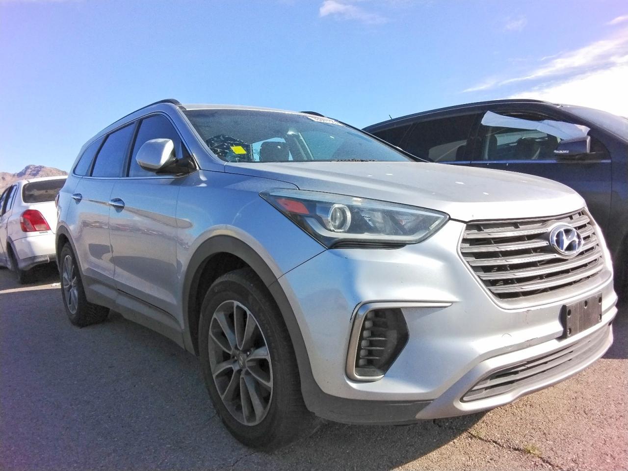 2017 Hyundai Santa Fe Se - Фото 4