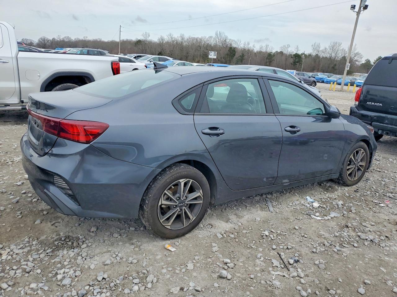 2024 Kia Forte Lx - Image 3