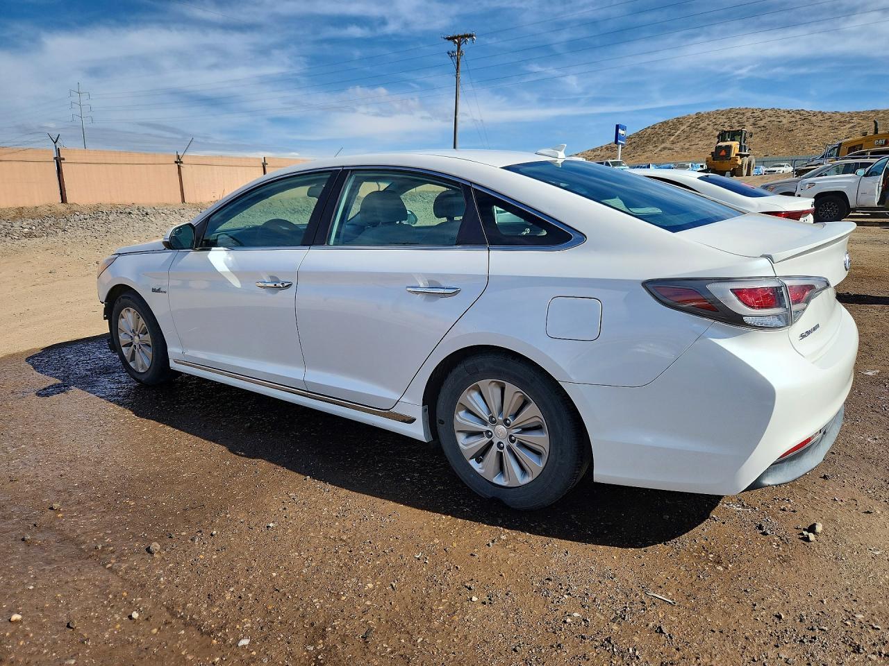 2016 Hyundai Sonata Hybrid - Фото 2