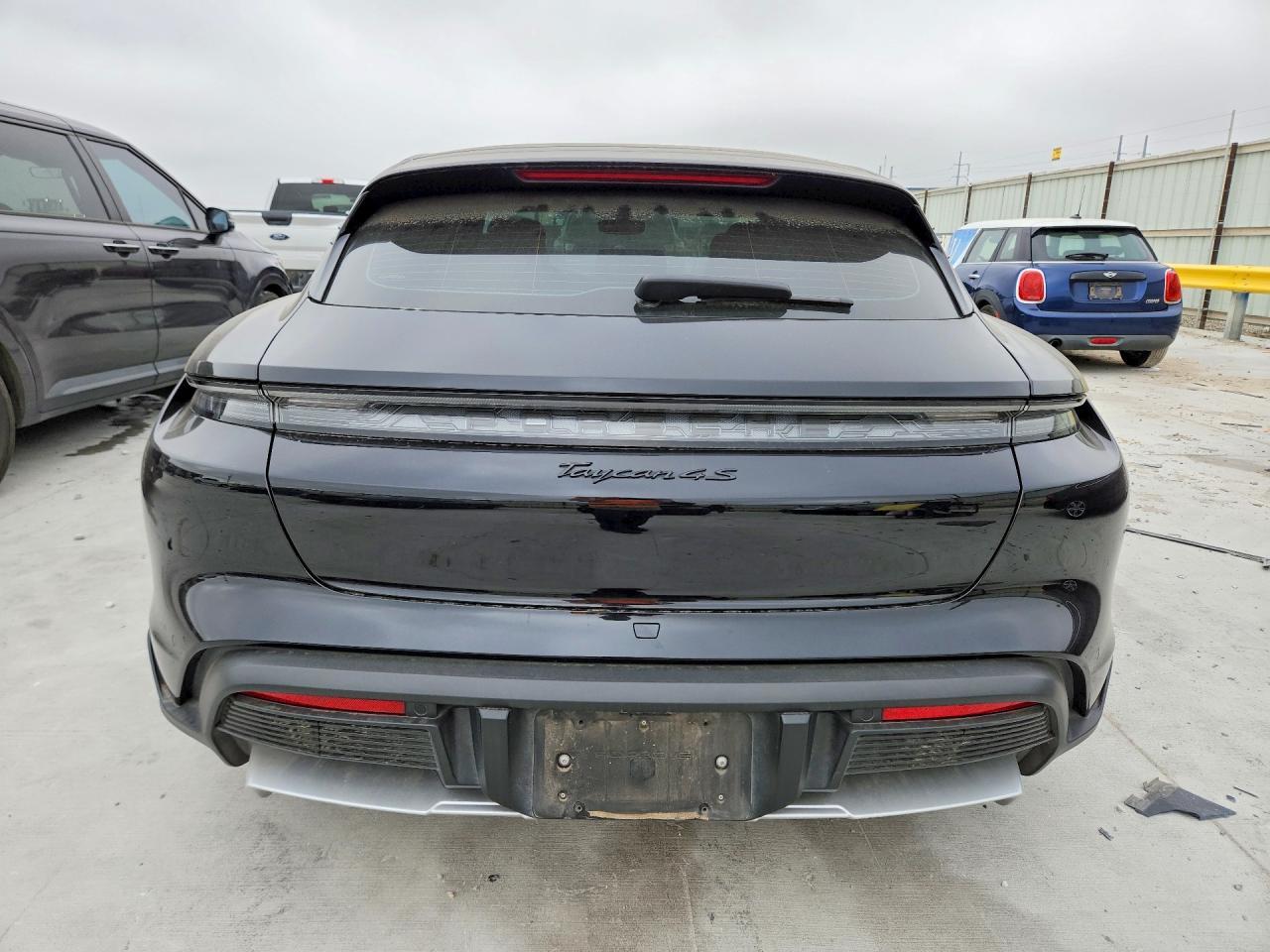 2023 Porsche Taycan Cross Turismo 4S - Фото 6