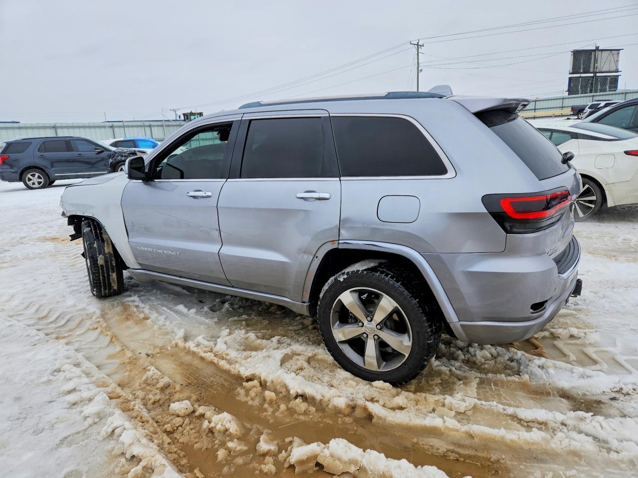2015 Jeep Grand Cherokee Overland - Фото 2