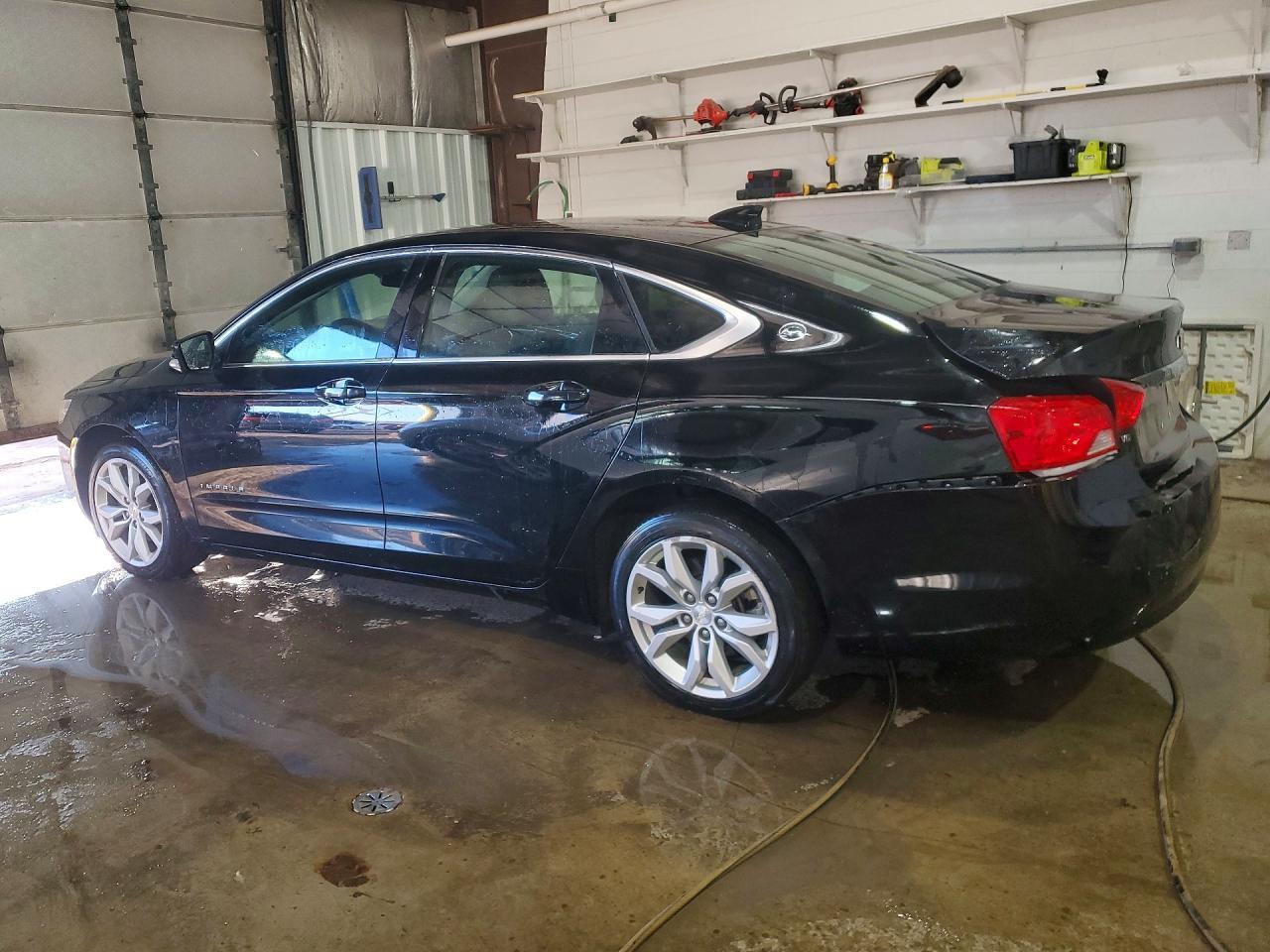 2017 Chevrolet Impala Lt - Фото 2