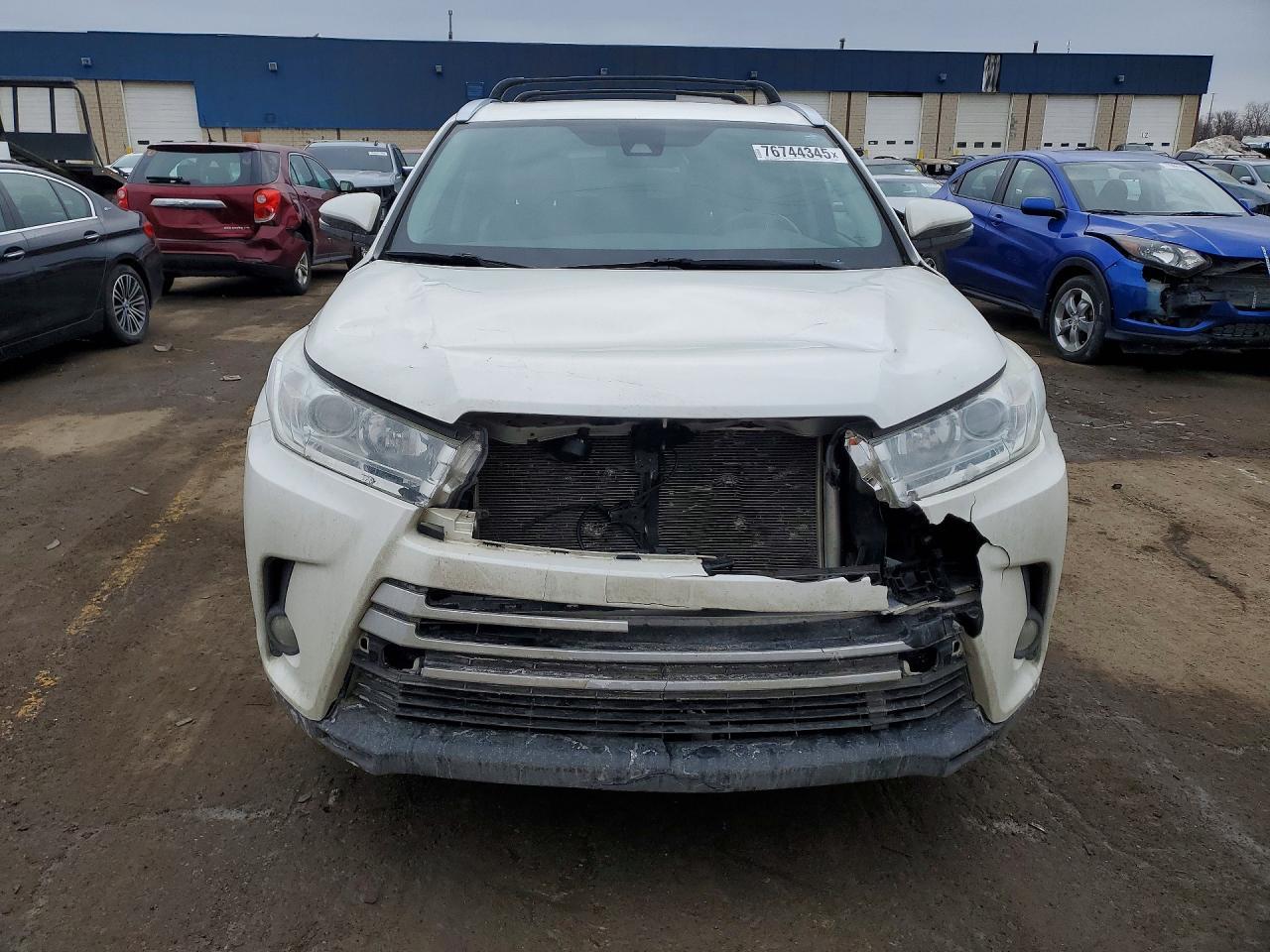 2018 Toyota Highlander Se - Image 5