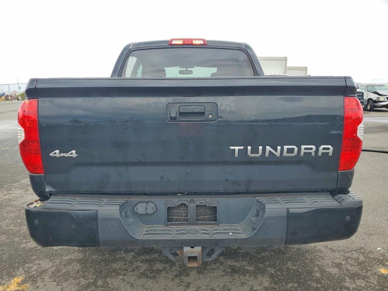 2016 Toyota Tundra Crewmax 1794 - Фото 6
