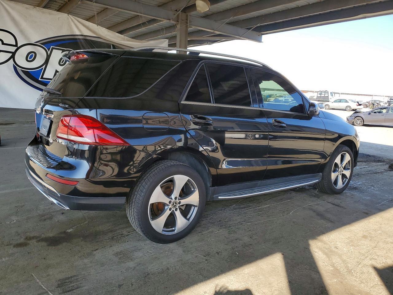 2017 Mercedes-Benz Gle 350 4Matic - Фото 3