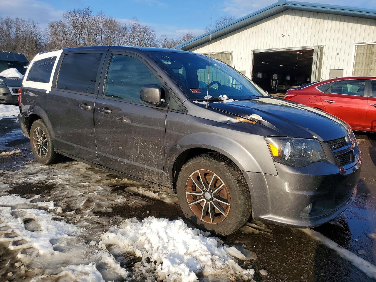 2019 Dodge Grand Caravan Gt - Image 4