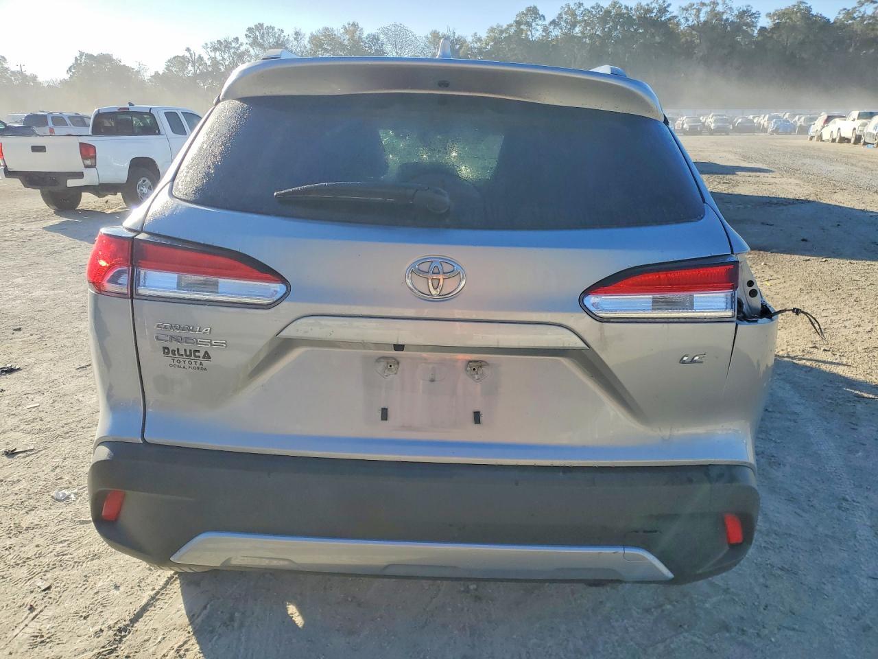 2024 Toyota Corolla Cross Le - Image 6