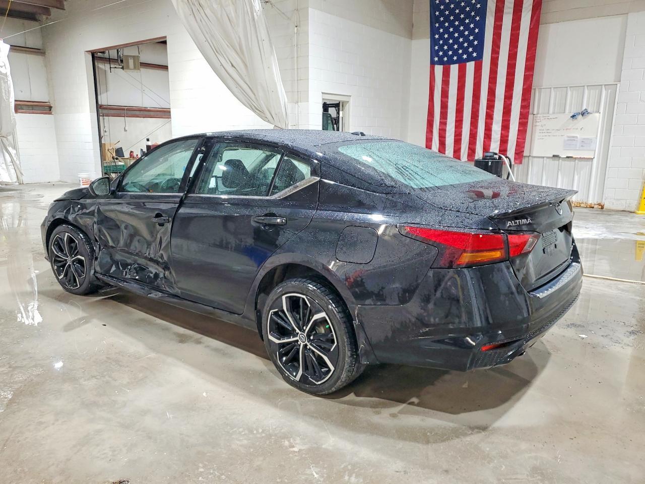 2023 Nissan Altima 2.5 Sr - Фото 2