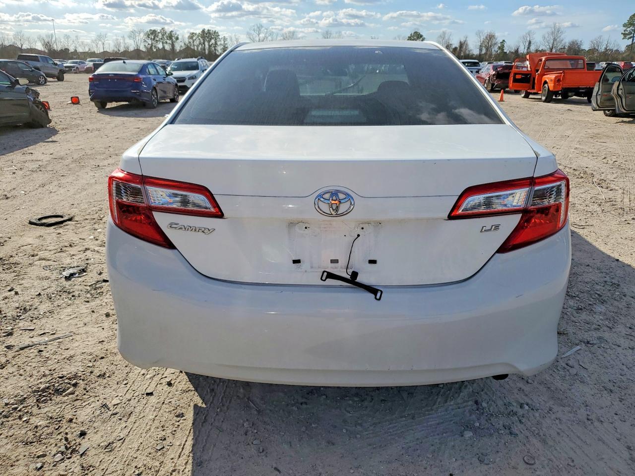 2012 Toyota Camry Base - Фото 6