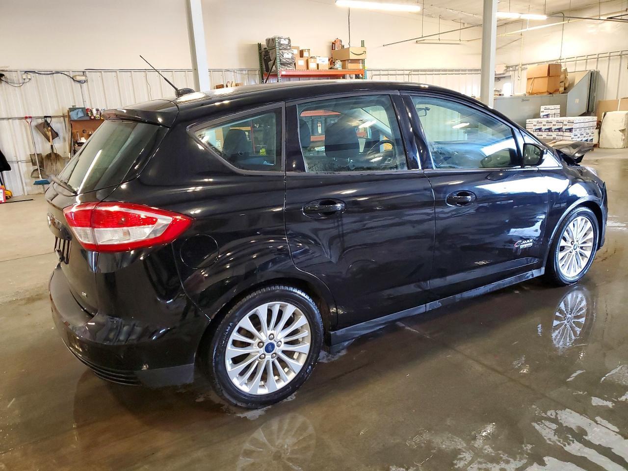 2017 Ford C-Max Se - Фото 3