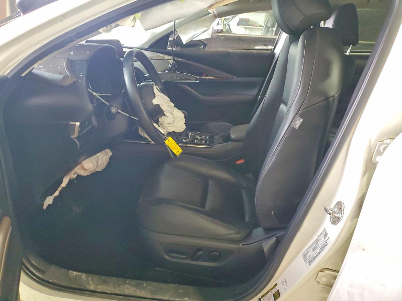 2021 Mazda Cx-30 Premium - Image 7