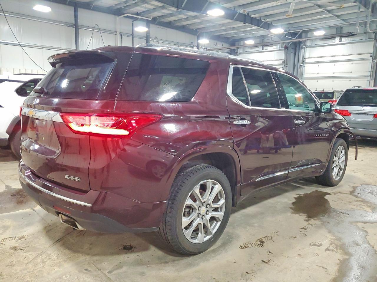 2018 Chevrolet Traverse Premier - Image 3