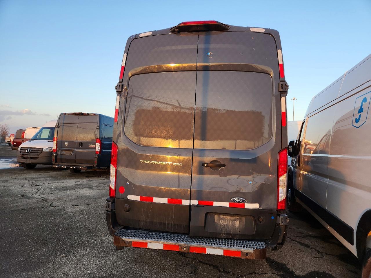 2019 Ford Transit T-250 - Фото 6