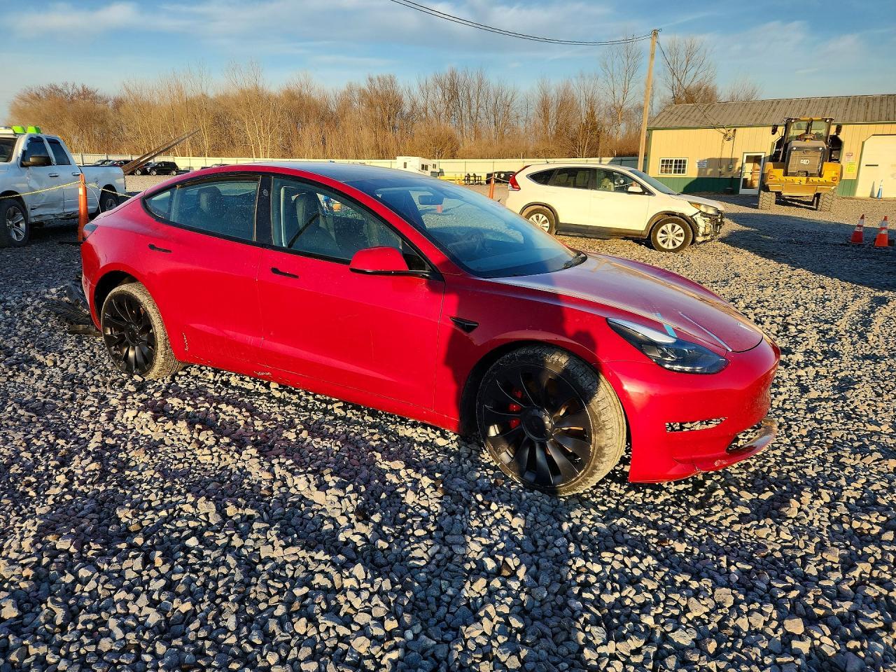2023 Tesla Model 3 - Фото 4