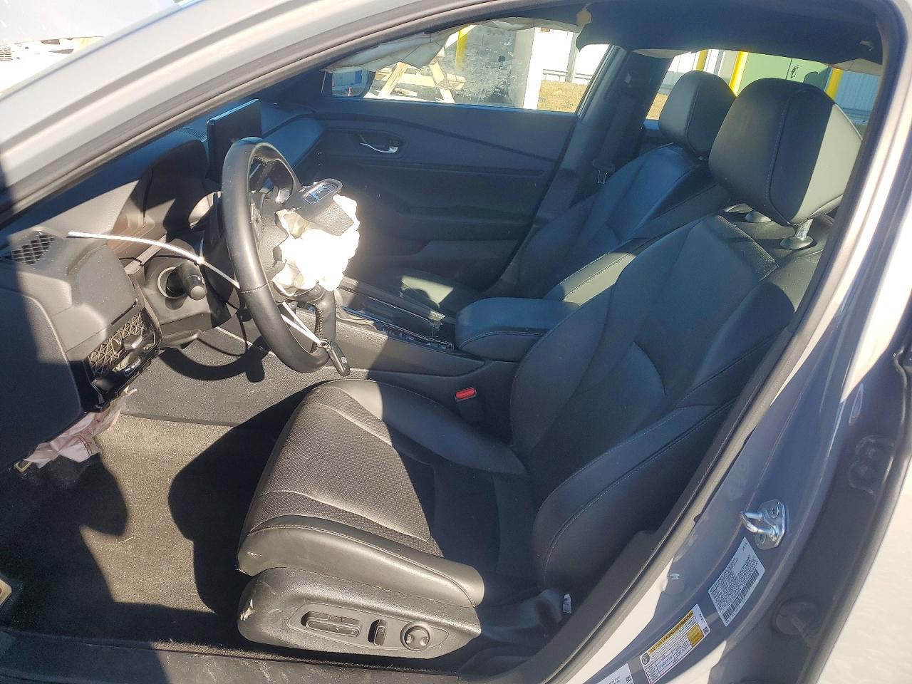 2024 Honda Accord Hybrid Sport-L - Image 7