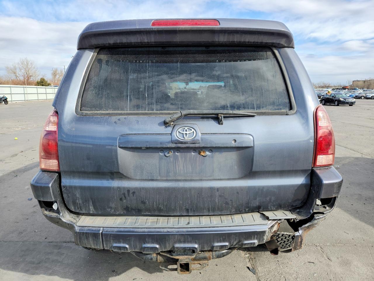 2005 Toyota 4Runner Limited - Image 6