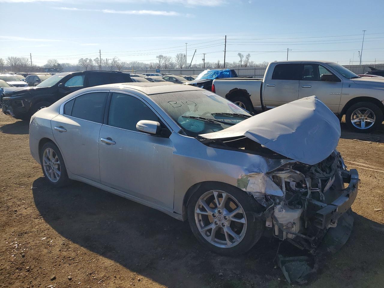 2014 Nissan Maxima - Image 4