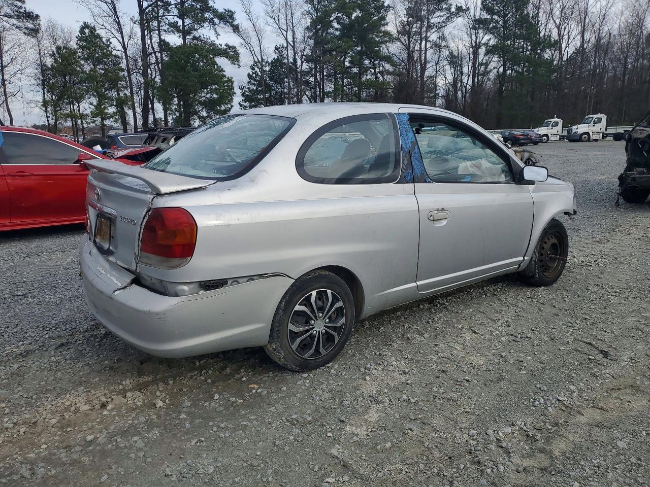 2003 Toyota Echo - Image 3