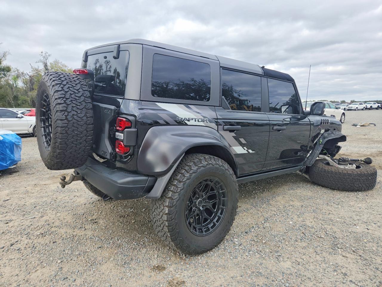 2023 Ford Bronco Raptor - Image 3