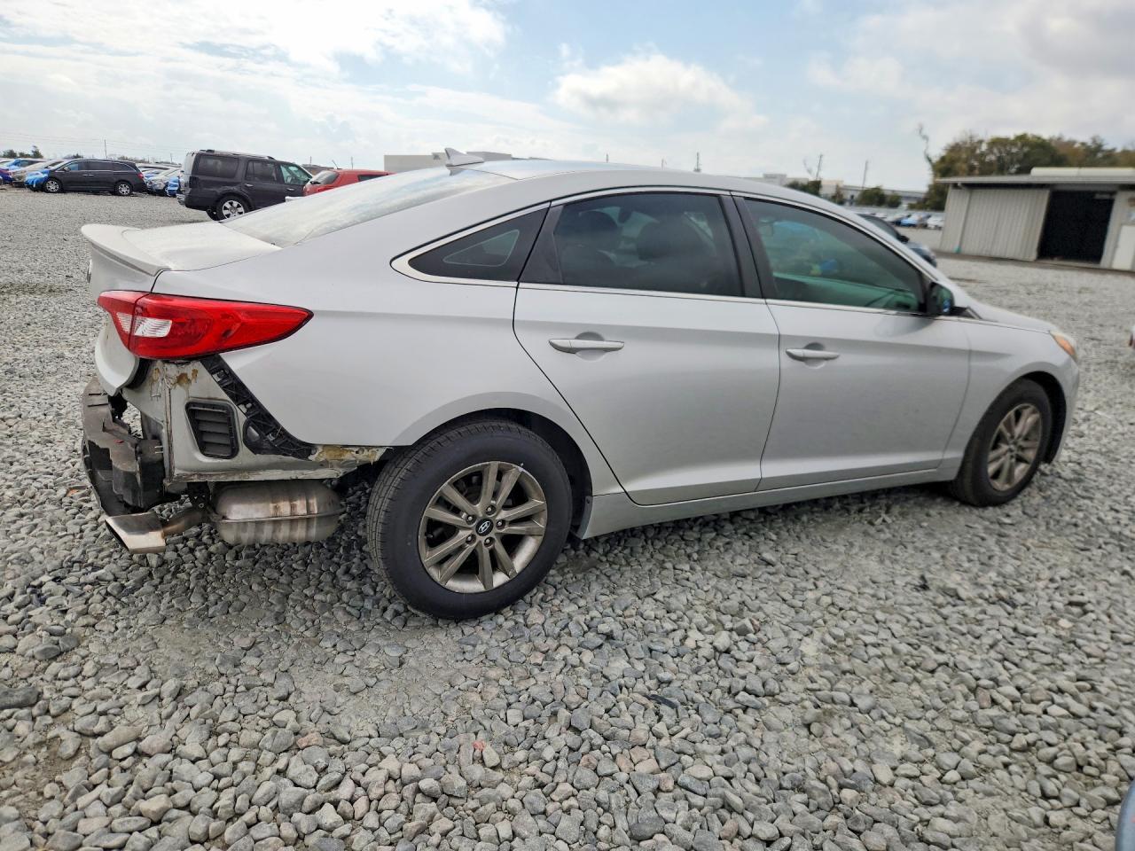 2015 Hyundai Sonata Se - Image 3