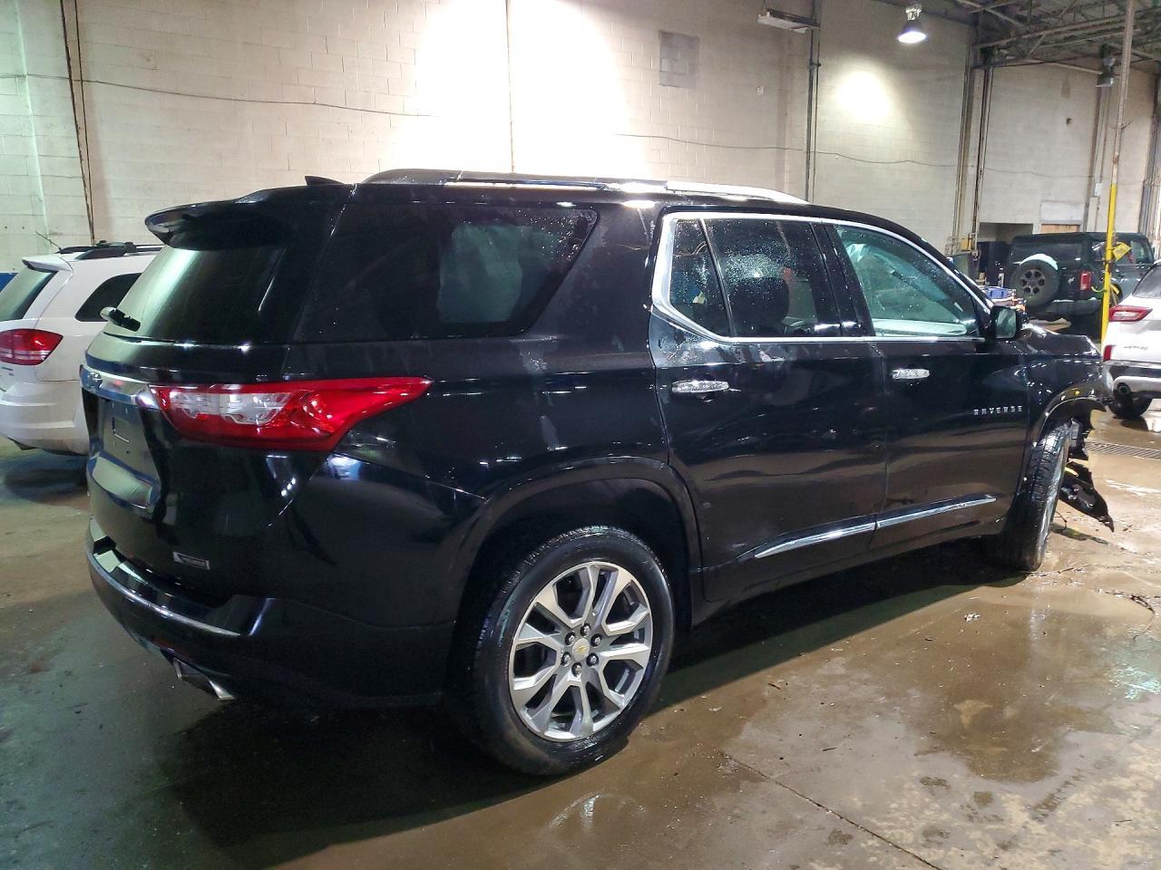 2018 Chevrolet Traverse Premier - Фото 3