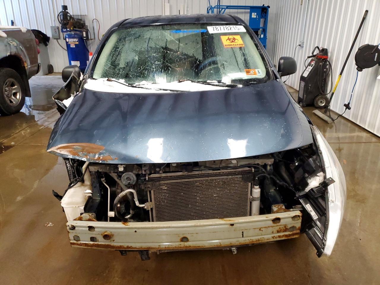 2015 Nissan Versa 1.6 S - Image 5