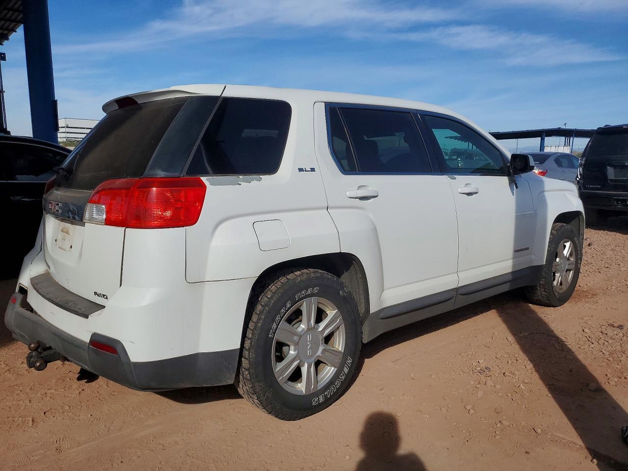 2014 GMC Terrain - Image 3