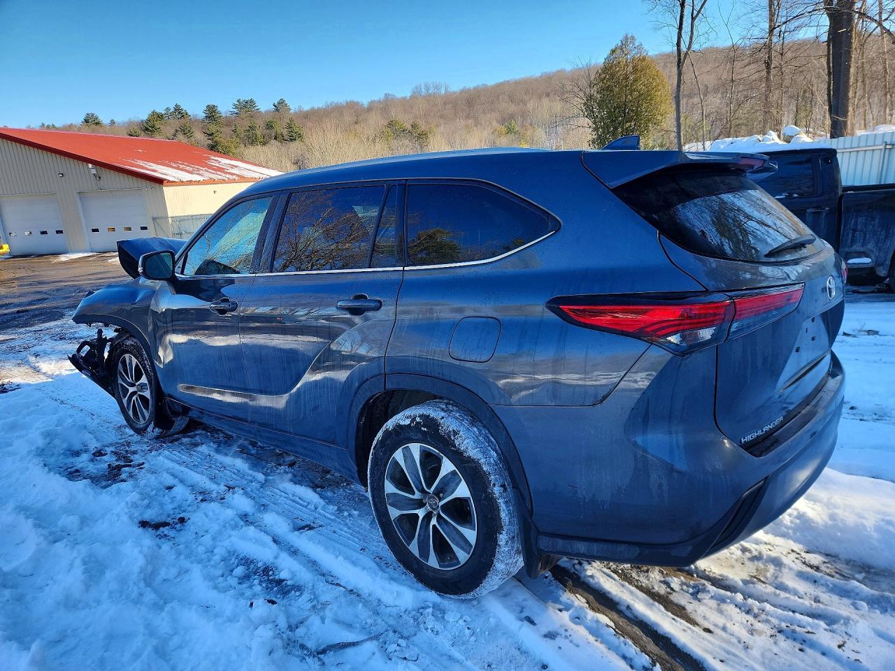 2022 Toyota Highlander Xle - Фото 2