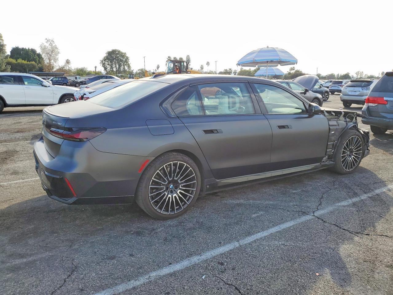 2024 BMW I7 Edrive50 - Фото 3