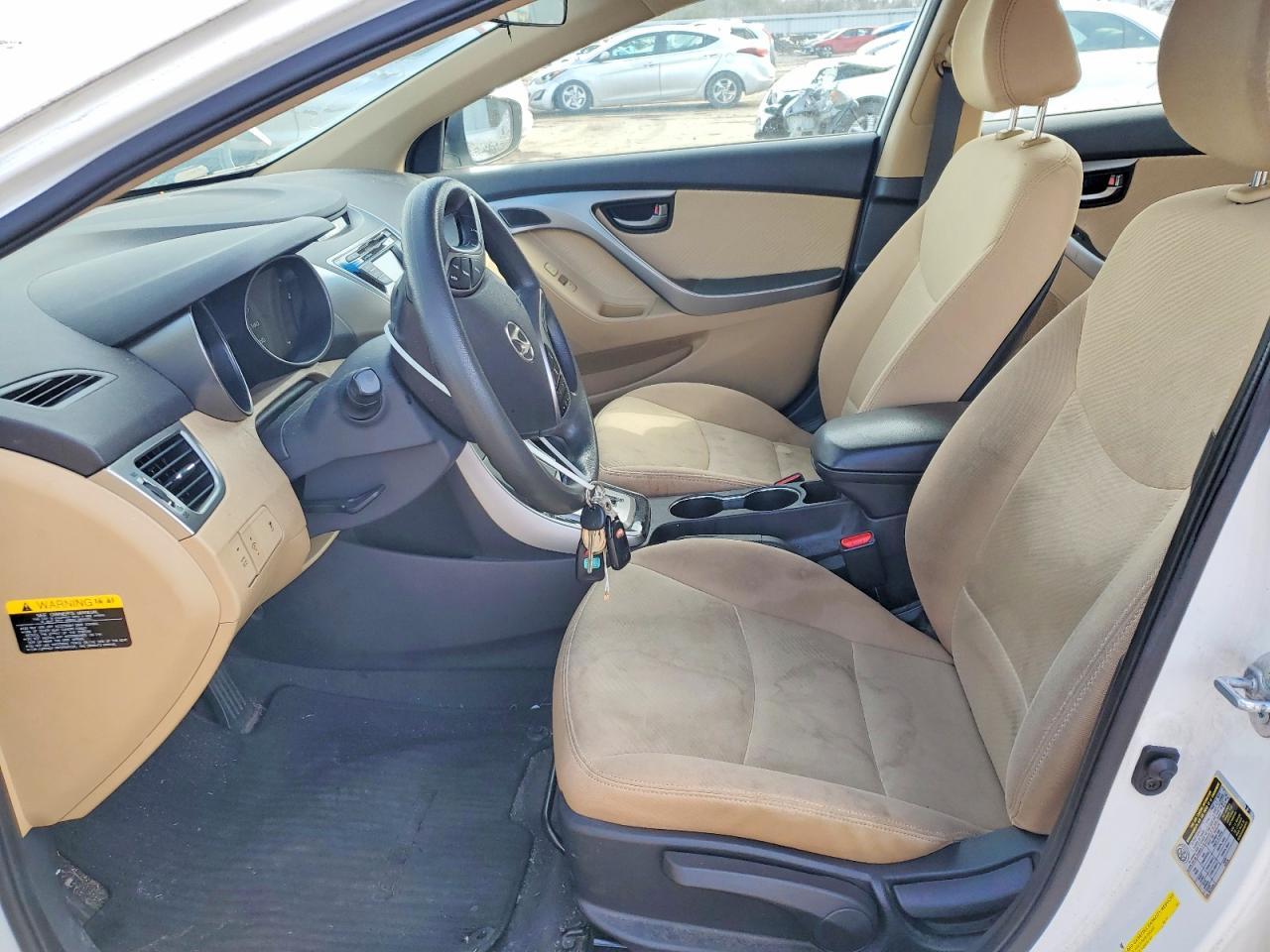 2014 Hyundai Elantra - Фото 7