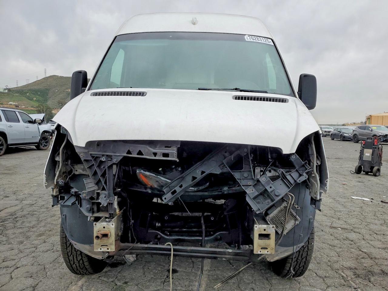 2011 Mercedes-Benz Sprinter 2500 - Image 5