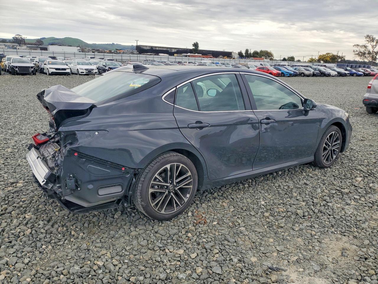 2026 Toyota Camry Xse - Фото 3
