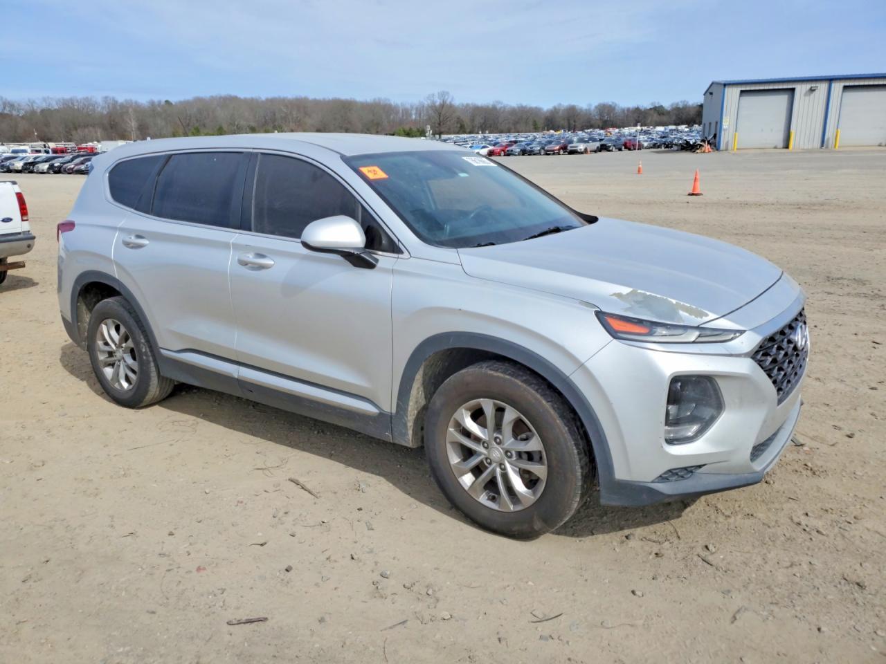 2019 Hyundai Santa Fe Se - Фото 4