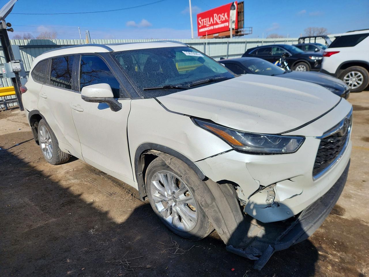 2020 Toyota Highlander Limited - Image 4
