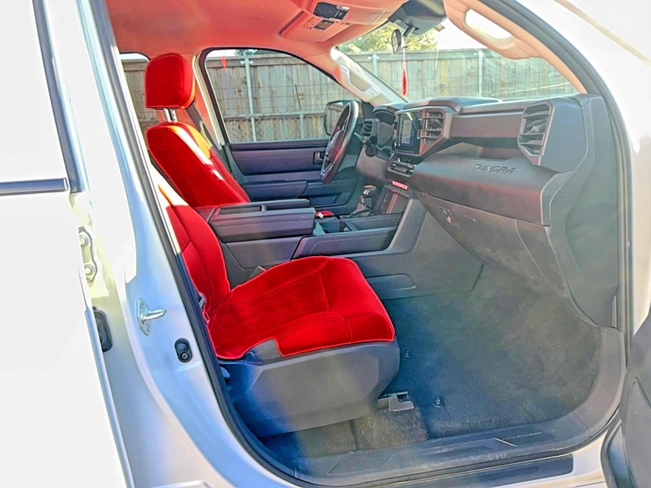 2024 Toyota Tundra Crewmax Sr - Фото 5