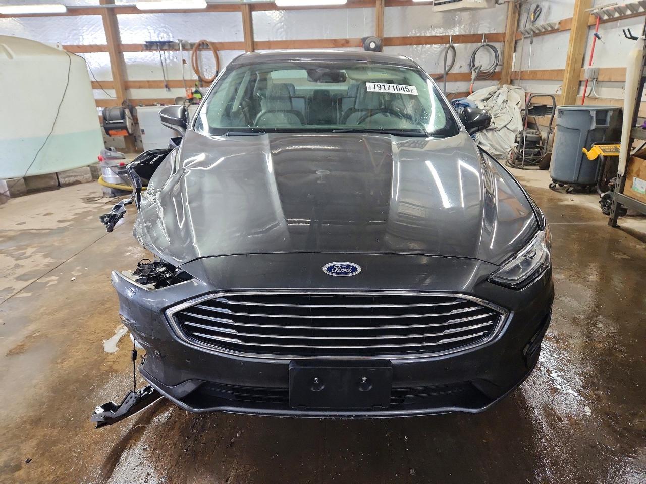2020 Ford Fusion Se - Фото 5