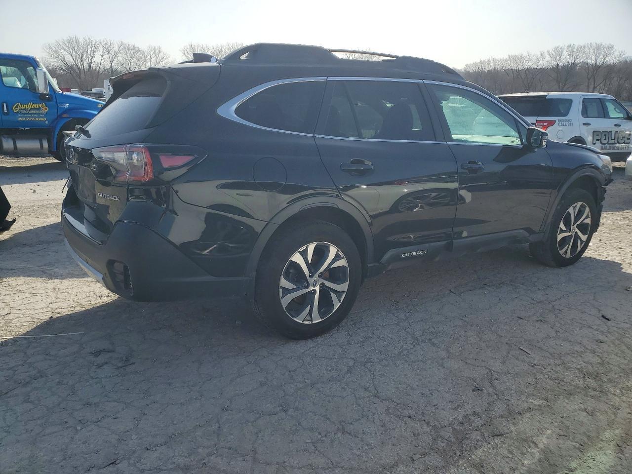 2020 Subaru Outback Limited - Фото 3