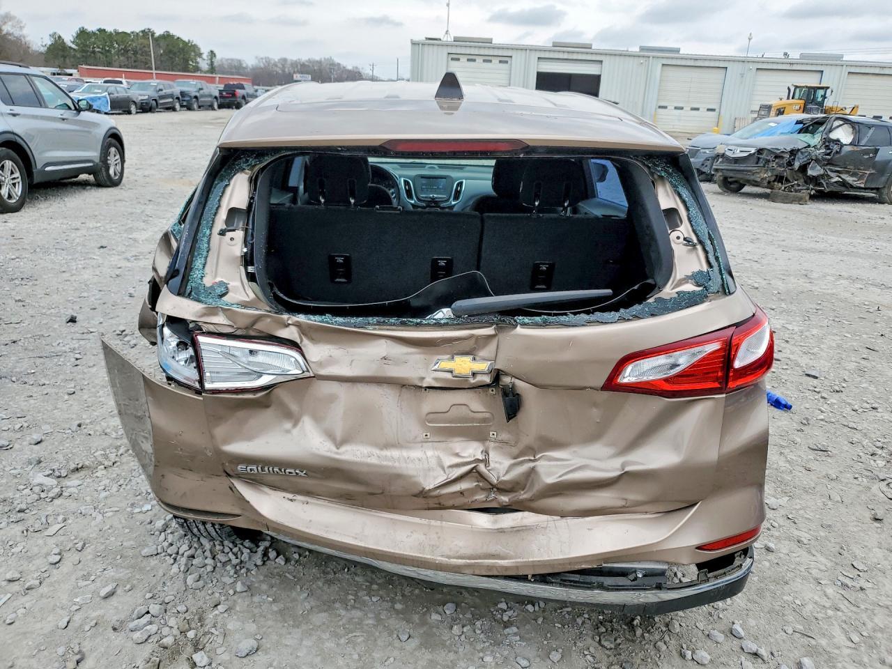 2018 Chevrolet Equinox Ls - Image 6