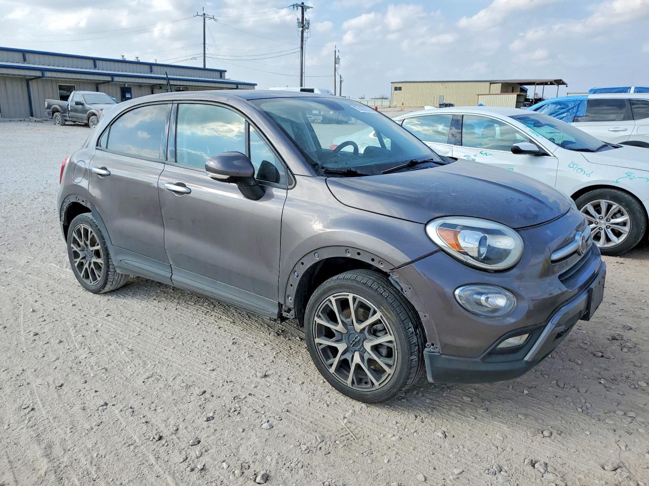 2017 Fiat 500X Trekking - Image 4
