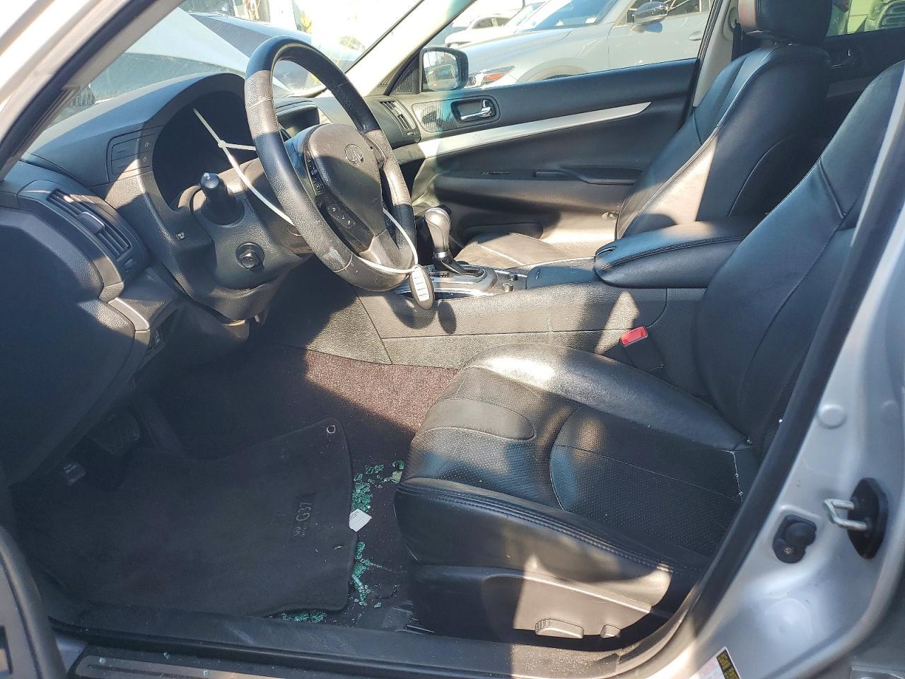 2013 Infiniti G37 Base - Фото 7